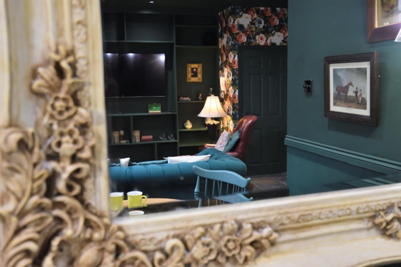 Samuels' A Duplex Apartment By Spires Accommodation In Lichfield City Centre 외부 사진