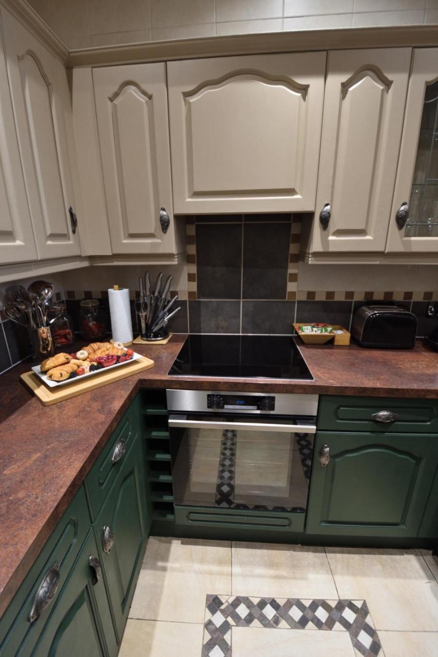 Samuels' A Duplex Apartment By Spires Accommodation In Lichfield City Centre 외부 사진